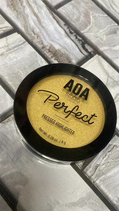 Golden highlighter glided